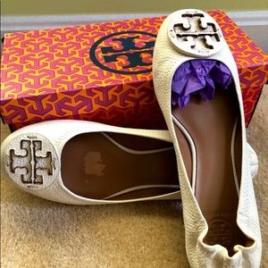 Tory Burch “Reva” flat